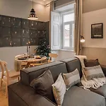Port - 2 Bedrooms In Campo De Ourique